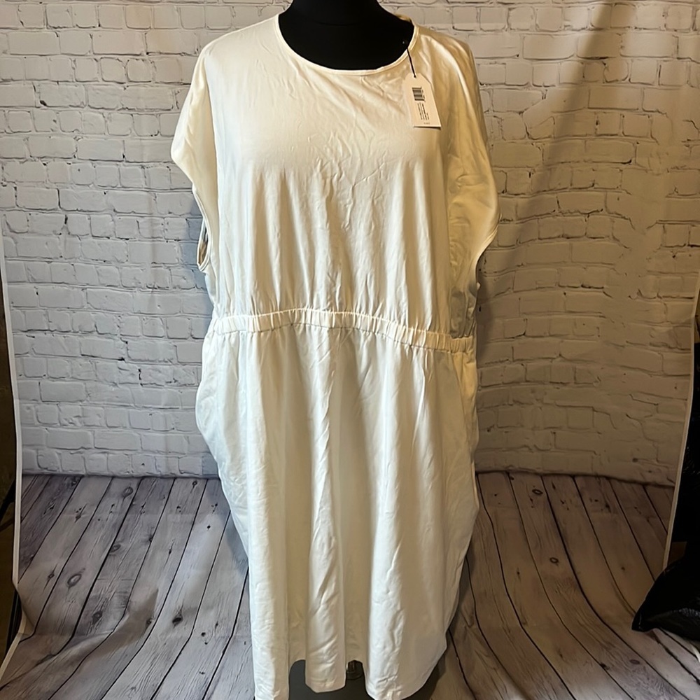 Universal Standard Tee Dress with back elastic vaporous gray 3x BN dress